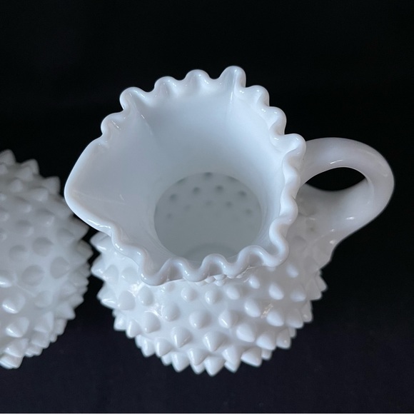 Set of 2 - Syrup Pitchers - Fenton Hobnail Milk Glass - Vintage - Picture 10 of 11